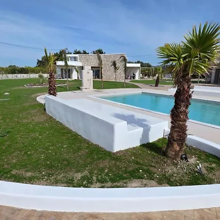 Fanes Breeze - Sykia * Fanes (Rhodes)